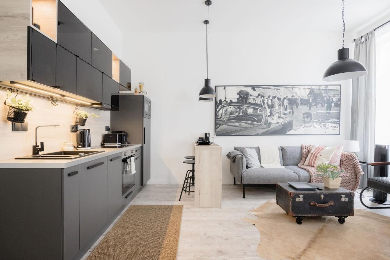 Two-Bedroom Apartment Next To Music Academy Budapest Exterior photo
